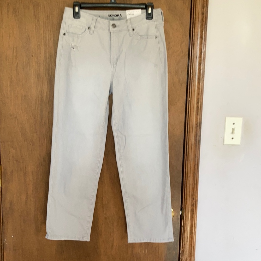 Sonoma jean high rise straight crop distressed detail jean size 4